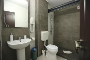 Koupelna v ubytování Casa Izabela + 37 fotografií