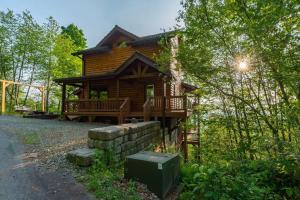 Zahrada ubytování 2 Cabins ~ Sleeps 22 ~ 100 Feet Apart ~ Ski in out