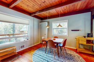 Fotografie z fotogalerie ubytování Woodland Wanderlust v destinaci Glacier