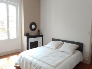 Postel nebo postele na pokoji v ubytování Clos de Lamagistère-Gite-Piscine