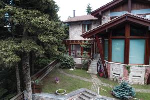 Zahrada ubytování Pavliani Cliffside Retreat