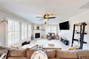 Fotografie z fotogalerie ubytování Campbell Lake House v destinaci Santee