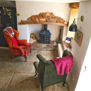 Istumisnurk majutusasutuses Woodview - cosy 1840s cottage in Chew Valley and Mendip AONB