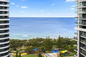 a view of the ocean from a building at Oracle 2 1907 in Gold Coast