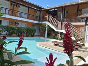A piscina localizada em Pousada Rosa dos Ventos Juquehy ou nos arredores