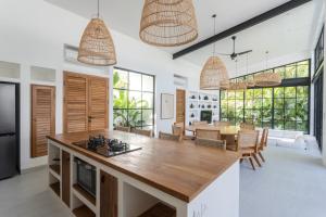 Køkken eller tekøkken på The Young Villas - Uluwatu