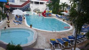Sundlaugin á Franklyn D Resort & Spa All Inclusive eða í nágrenninu