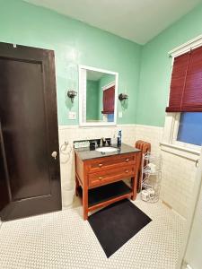 Fotografie z fotogalerie ubytování Elmwood village home v destinaci Buffalo