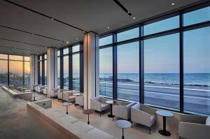 Posezení v ubytování Shilla Stay Plus Iho Tewoo Ocean Front