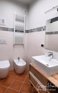 Koupelna v ubytování B&B Greco Home