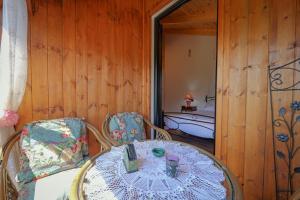 Postel nebo postele na pokoji v ubytování Shena The Farm Boutique