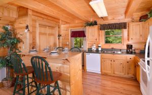 Køkken eller tekøkken på Mountain Breeze