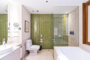 Koupelna v ubytování Sheraton Hua Hin Resort & Spa
