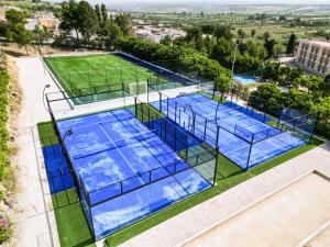 Tennis eller squash på eller i nærheten av Zeta Club Selinunte