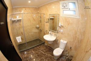 Phòng tắm tại Zamalek Army Hotel