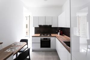 Køkken eller tekøkken på Circolo degli Scipioni + 87 billeder