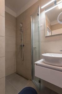 Ένα μπάνιο στο Apartman Blue One Pula +29 φωτογραφίες