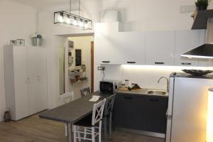 Cucina o angolo cottura di The way to trieste bikes storage