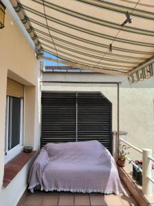 Ένα ή περισσότερα κρεβάτια σε δωμάτιο στο Nice house at the beach near Barcelona