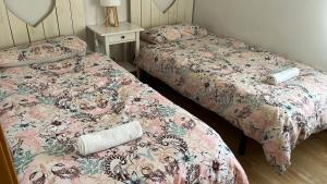 Posteľ alebo postele v izbe v ubytovaní Apartamento Primera Linea de Mar, Cunit