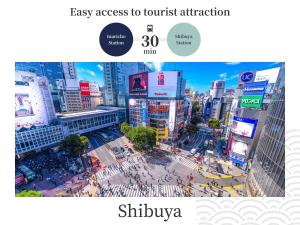 東京的住宿－美滿如家飯店－東京上野稻荷町，享有繁忙的城市街道及其建筑的上方景色