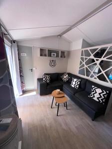 Posezení v ubytování Camping Mar Estang