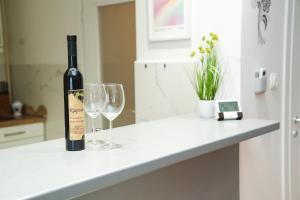 Napoje w obiekcie Casa de Dinca, 2 bedroom, big balcony, free parking zone