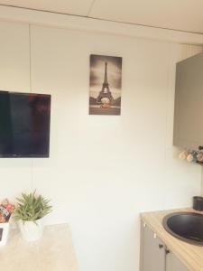 Cucina o angolo cottura di The Castle Walk