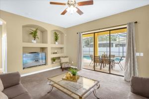 Gallery image of Awesome Bungalow 5BR Home - Swimming Pool and Yard in Davenport