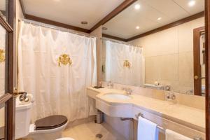 Um banheiro em Hotel Inglaterra - Charme & Boutique