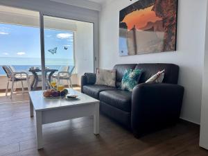 Posedenie v ubytovaní 2 SCHLAFZIMMER FERIENWOHNUNG DiREKT AM STRAND