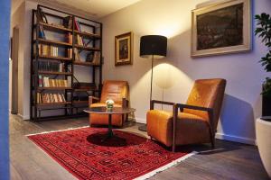 Biblioteca din acest hotel