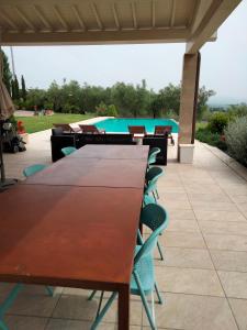 Bazén v ubytovaní Luxury Villa Spaccasole su Cortona - Sauna & Infinity Pool alebo v jeho blízkosti