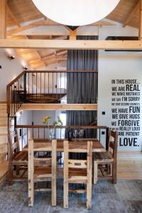 Φωτογραφία από το άλμπουμ του AV Suites - Giorgio στην Καρυά +37 φωτογραφίες