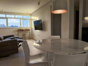 TV a/nebo společenská místnost v ubytování Apartamento Beira Mar de Cabo Branco