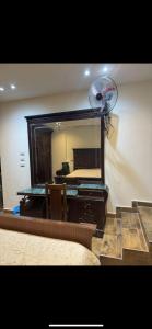 Φωτογραφία από το άλμπουμ του Spacious Master room in newly innovated apt σε Dumyāţ al Jadīdah