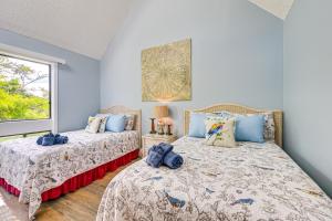 Fotografie z fotogalerie ubytování Myrtle Beach Condo Near Ocean 1 Mi to Apache Pier v destinaci Myrtle Beach