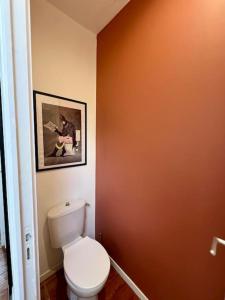 Et badeværelse på Grand appartement vue théâtre Hyper Centre + 49 billeder