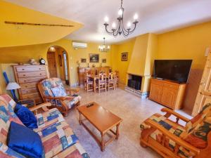 TV a/nebo společenská místnost v ubytování Dúplex en Calabardina con 3 habitaciones - By Aloha Palma