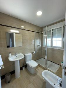 Afbeelding uit fotogalerij van Chalet Pension Rooms Abril in Madrid