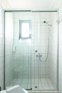 חדר רחצה ב-Agarathos Traditional Rooms - Pool - Kaliviani -On the road to Balos