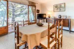 TV a/nebo společenská místnost v ubytování Carboneras 53 - Apartamento con terraza y vistas