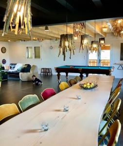 Posezení v ubytování Châlet du gîte des enfants sauvages