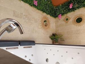 Gambar di galeri bagi Cocon SPA de Rouen di Saint-Aubin-Epinay +8 gambar