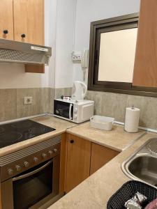 Kuchyňa alebo kuchynka v ubytovaní BKD1 - Apartamento entero a 50 metros PLAYA DE LAS CANTERAS