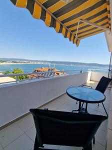 A balcony or terrace at Family Hotel Selena