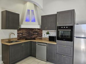 Gallery image of Agréable logement avec terrasse in Saint-Victoret