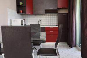 Kuchyňa alebo kuchynka v ubytovaní Apartments Salona
