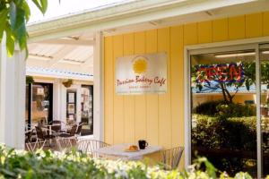 Fotografie z fotogalerie ubytování "Just Beachy" at Plantation Hale D7 with AC v destinaci Kapaa