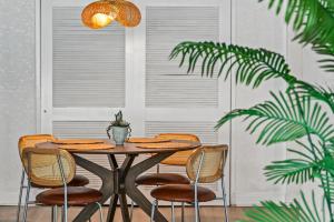 Foto de la galería de Oceanfront Condo with Ocean View and Beach Access en Hollywood